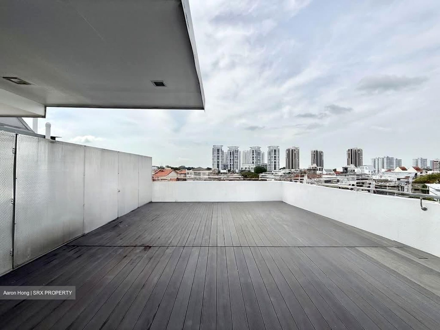 East Coast Hill (D16), Semi-Detached #532906331